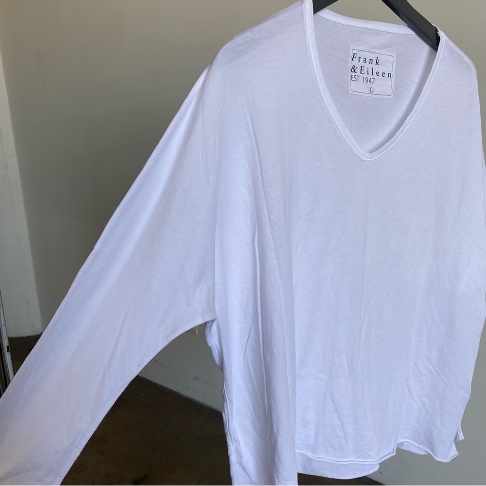 White Frank & Eileen Thin V-Neck Long Sleeve T-Shirt #3 Sz Large - Picture 3 of 7